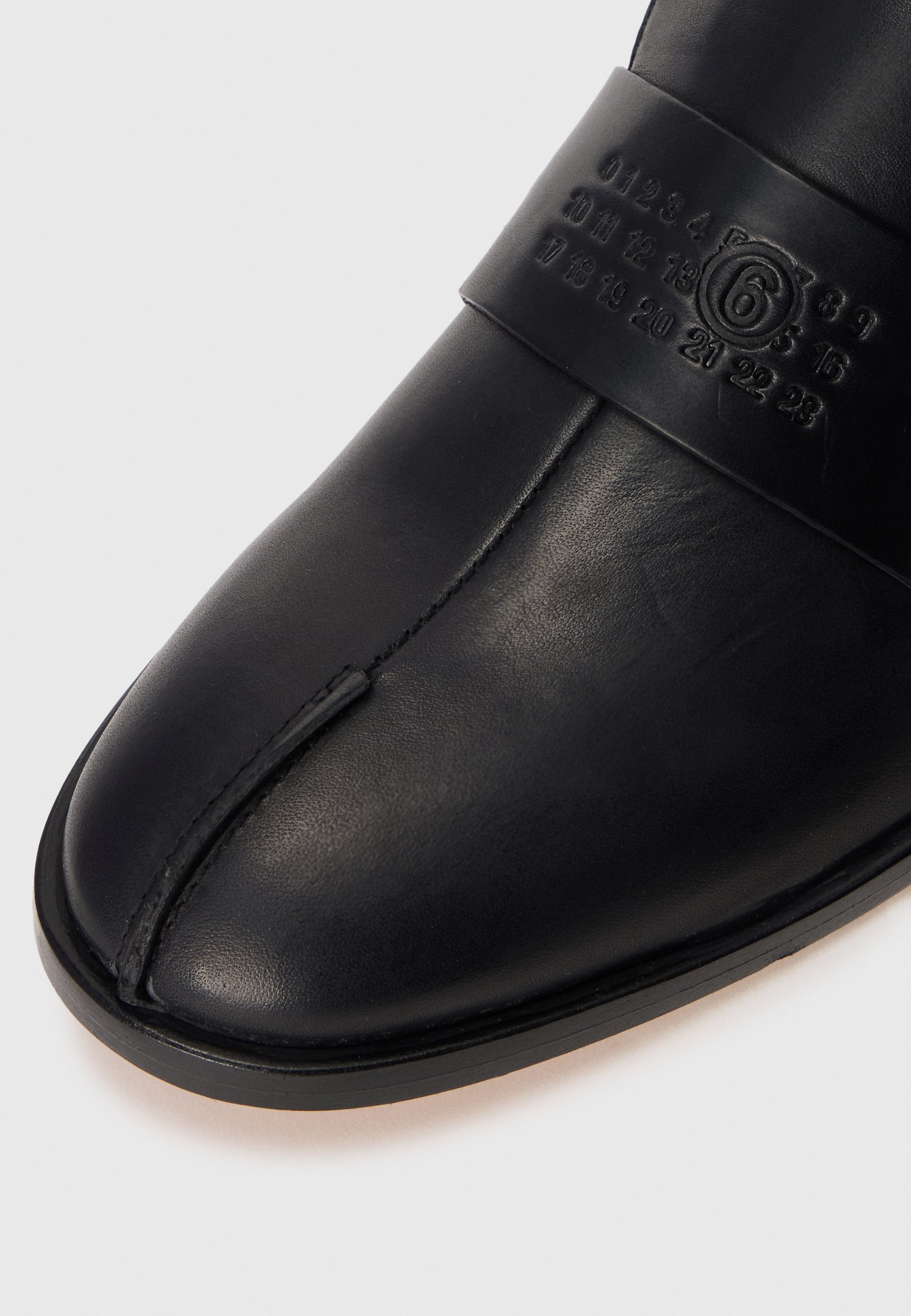 MM6 Maison Margiela Slip-ons - czarne