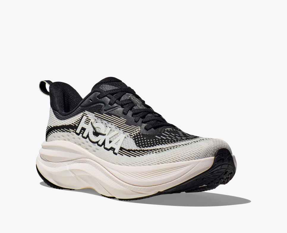 HOKA Skyflow Zwart/Wit
