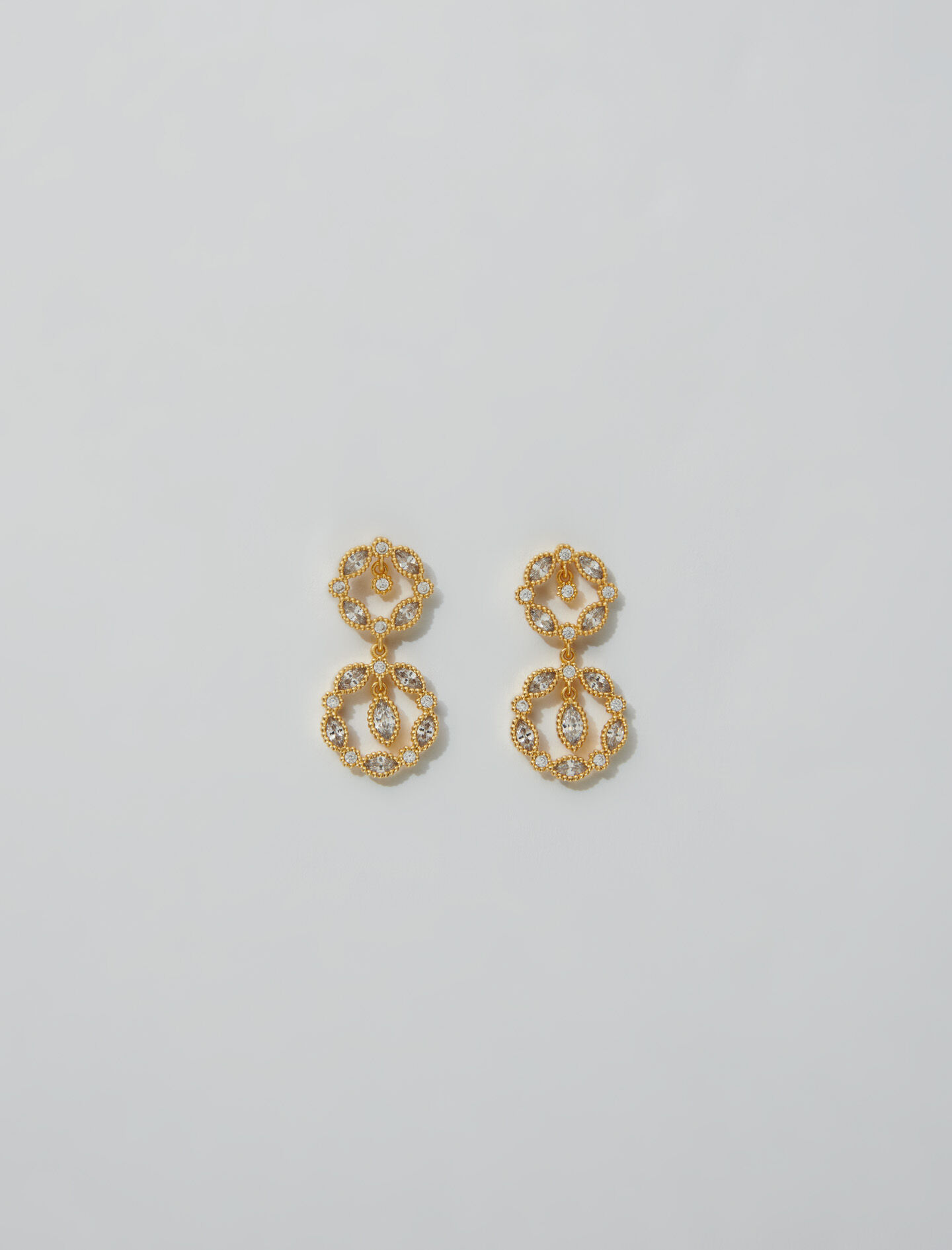 Lange oorbellen met strass-steentjes - Goud
