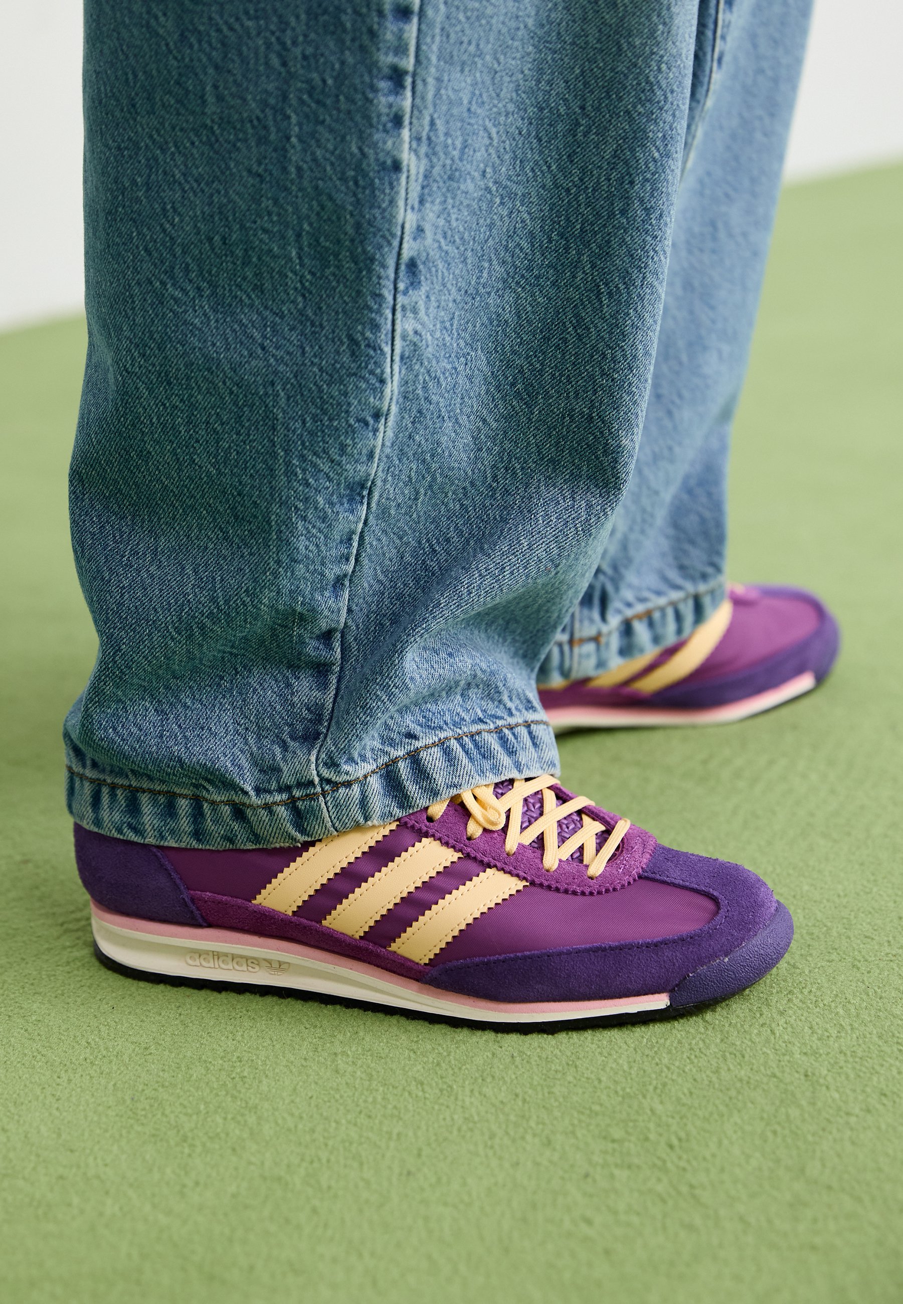 Nízké tenisky adidas Originals