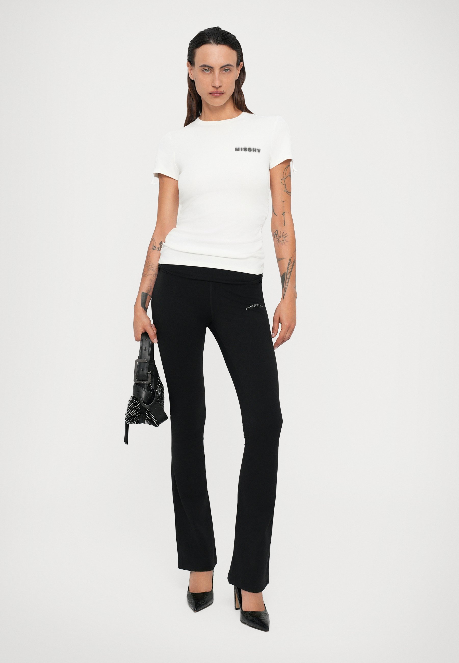 MISBHV COMMUNITY FITTED - Basic T-shirt - wit