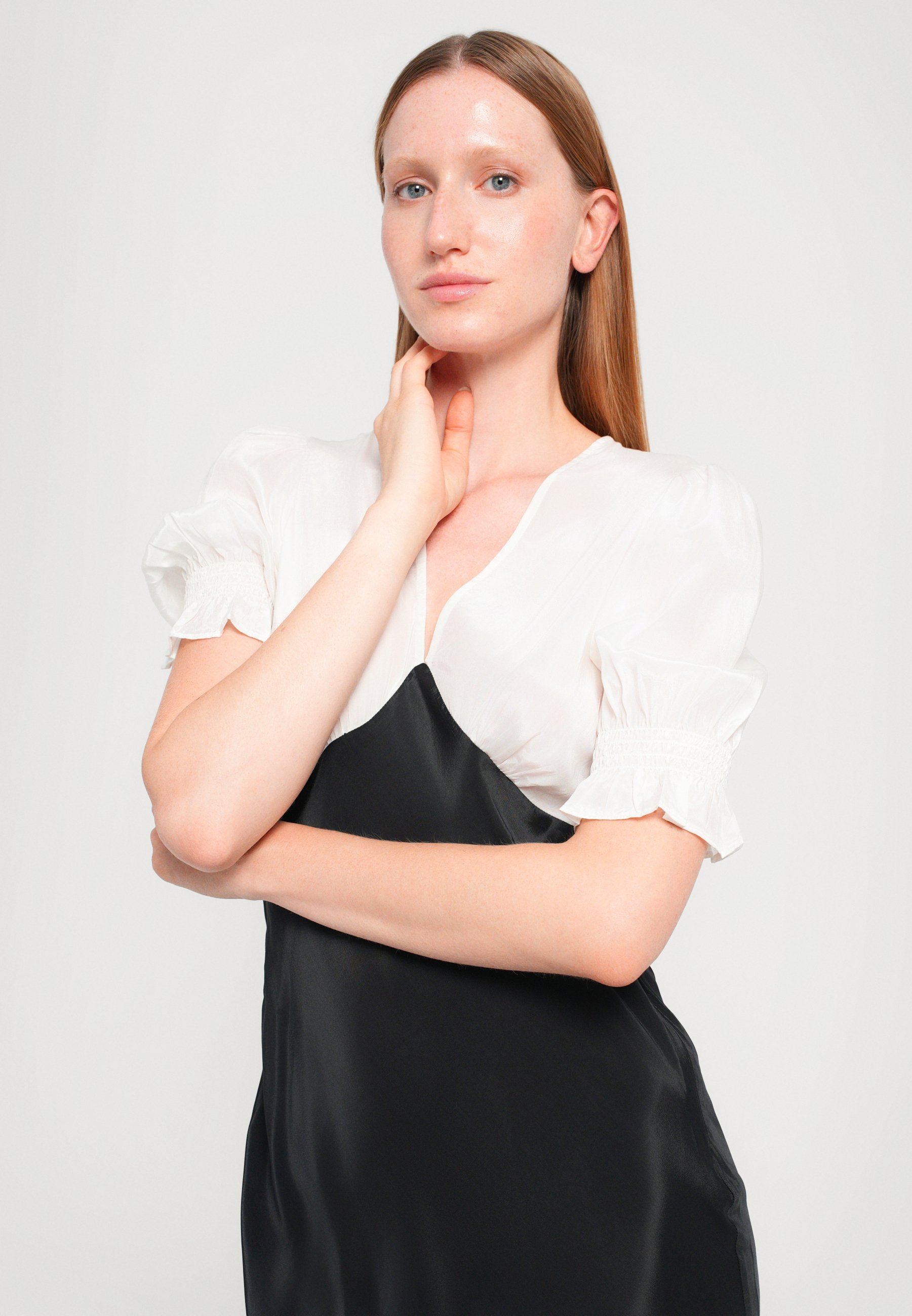 Maisonêtre LIZZIE JURK - Cocktailjurk / Feestjurk - gebroken wit/zwart