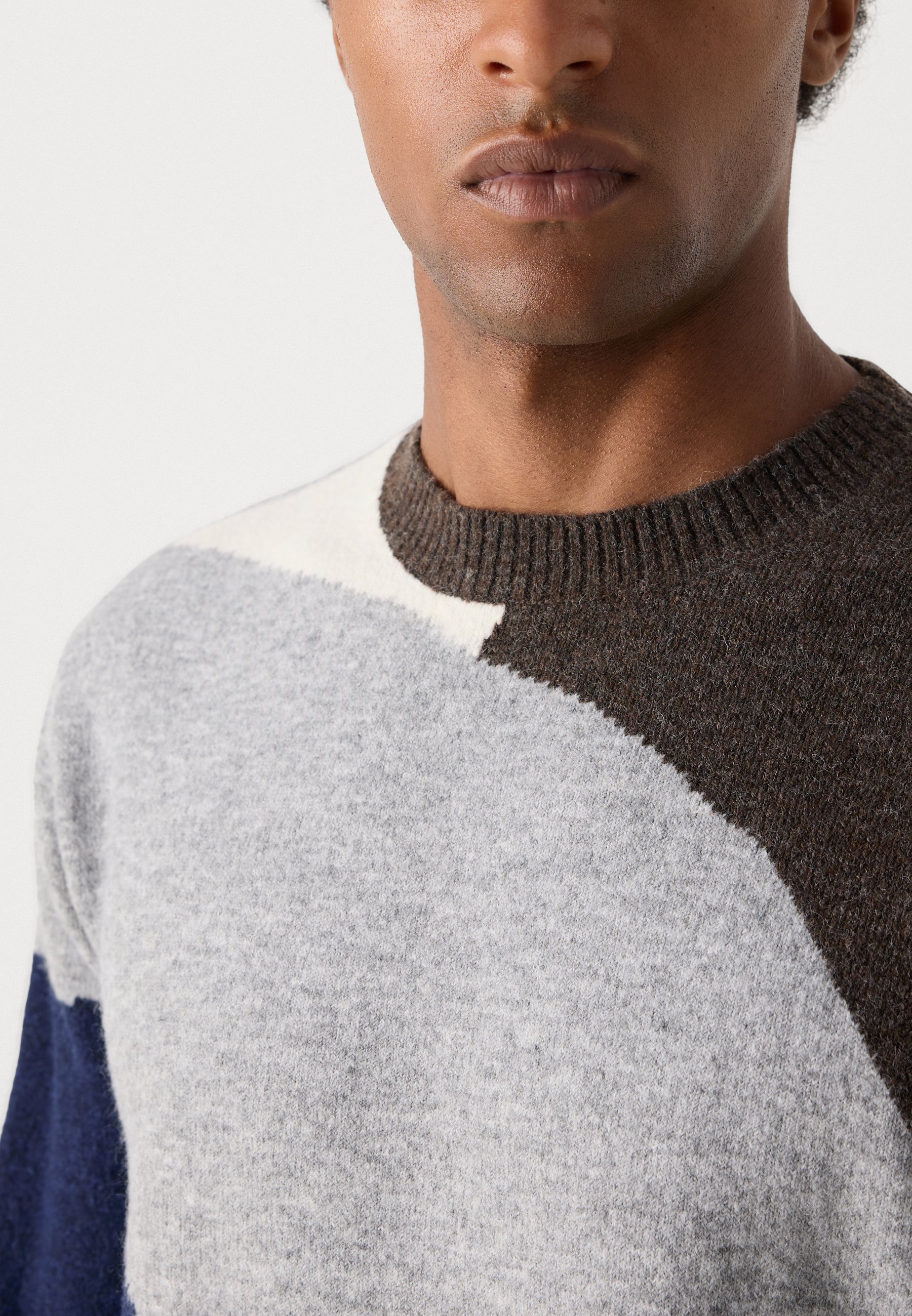 INDICODE JEANS Pullover - Seal Brown