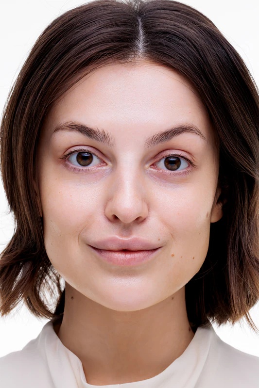 „Paese Puff Cloud Foundation“ itin lengvas makiažo pagrindas su SPF 20