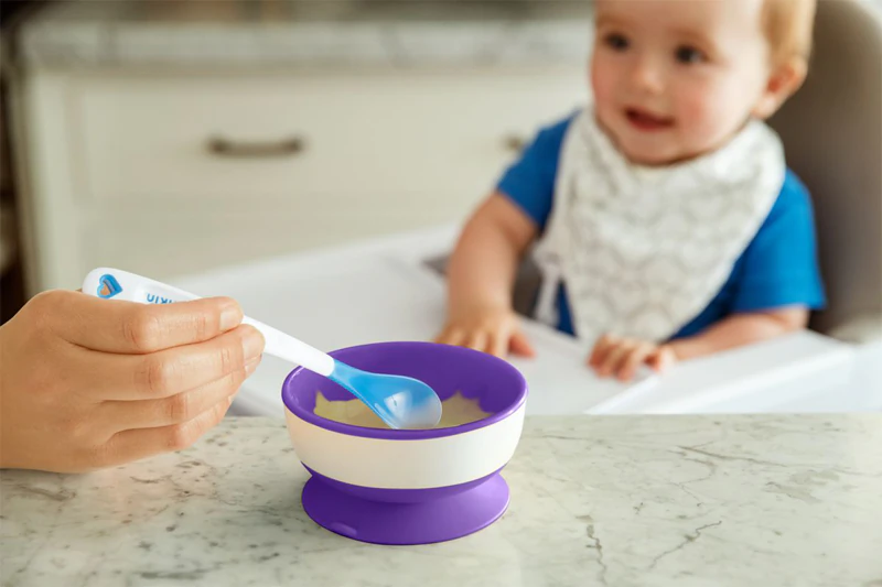 Tigela com ventosa Munchkin Stay Put