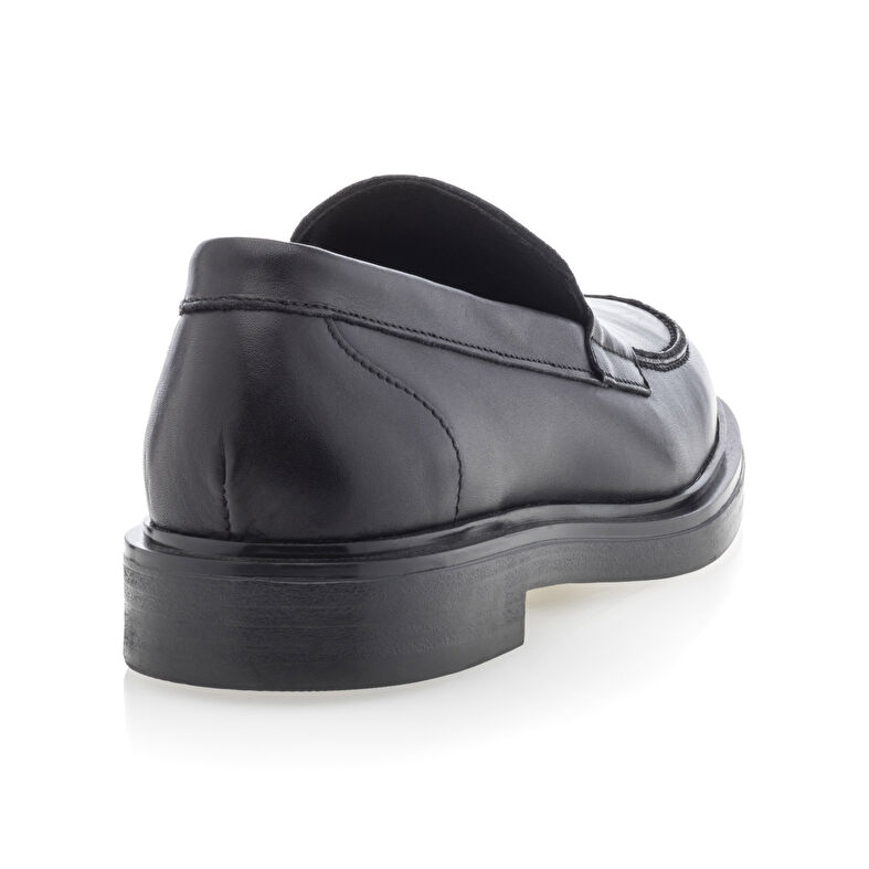  Svarta loafers/båtskor för män