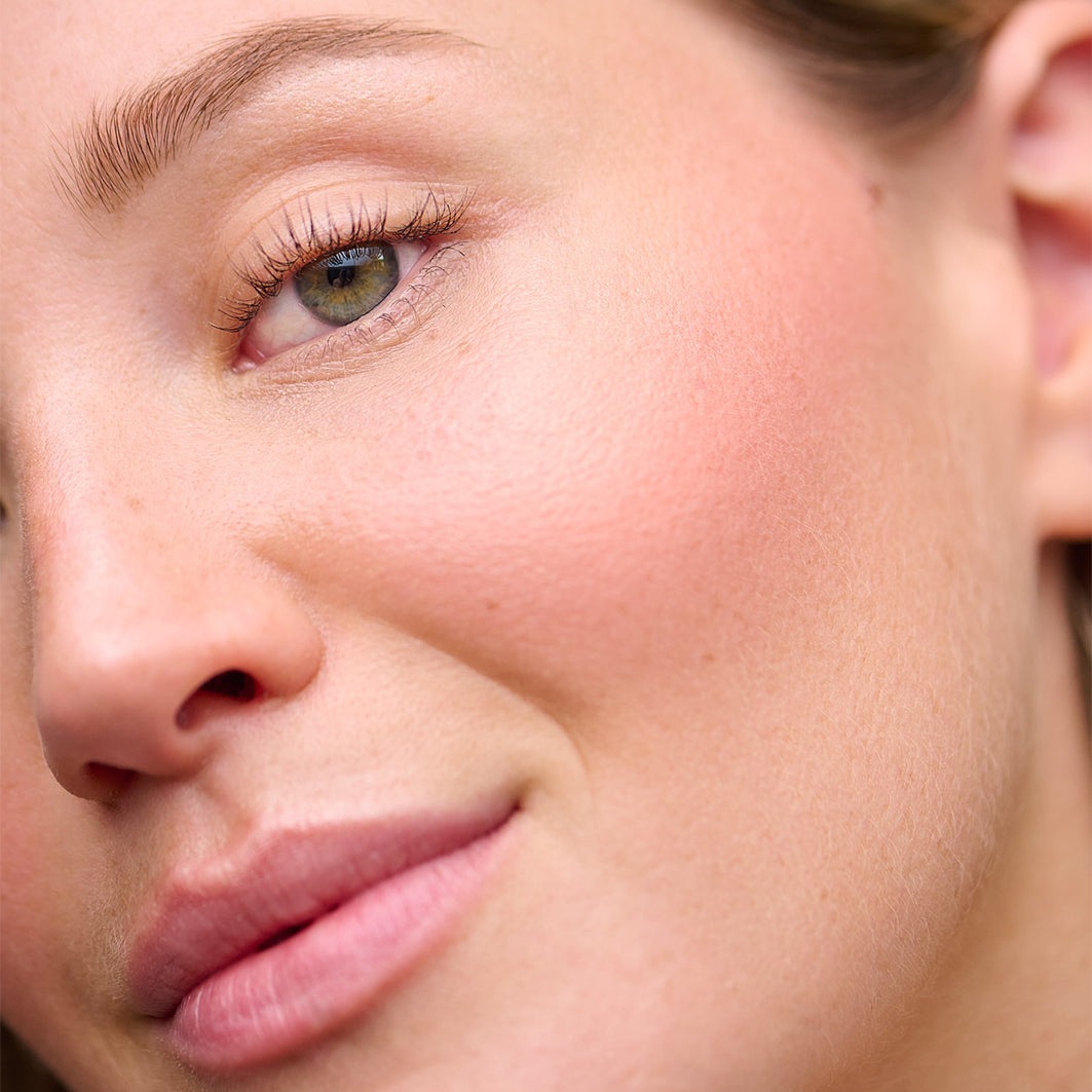 Kess Berlin Blush Blush & Glow Duo zīmulis - 11 g