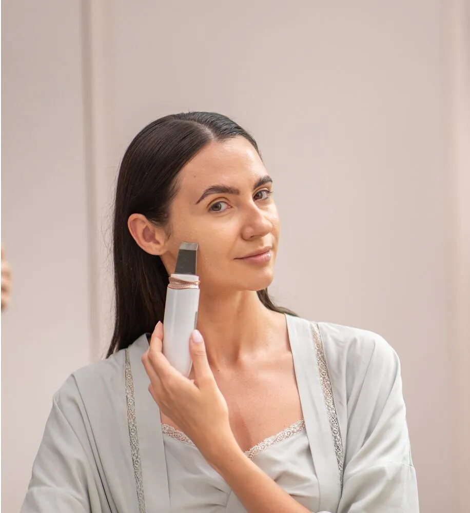 Garett Beauty Sonic Scrub Urządzenie Do Peelingu Kawitacyjnego Białe