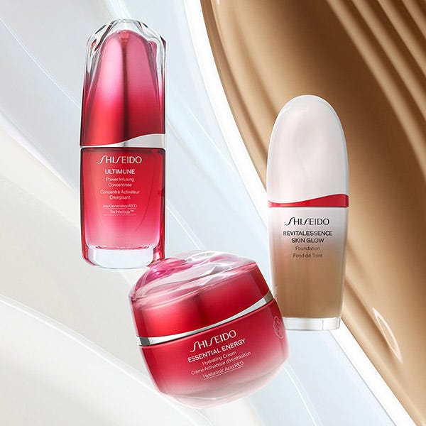 Revitalessence Skin Glow Foundation SPF30