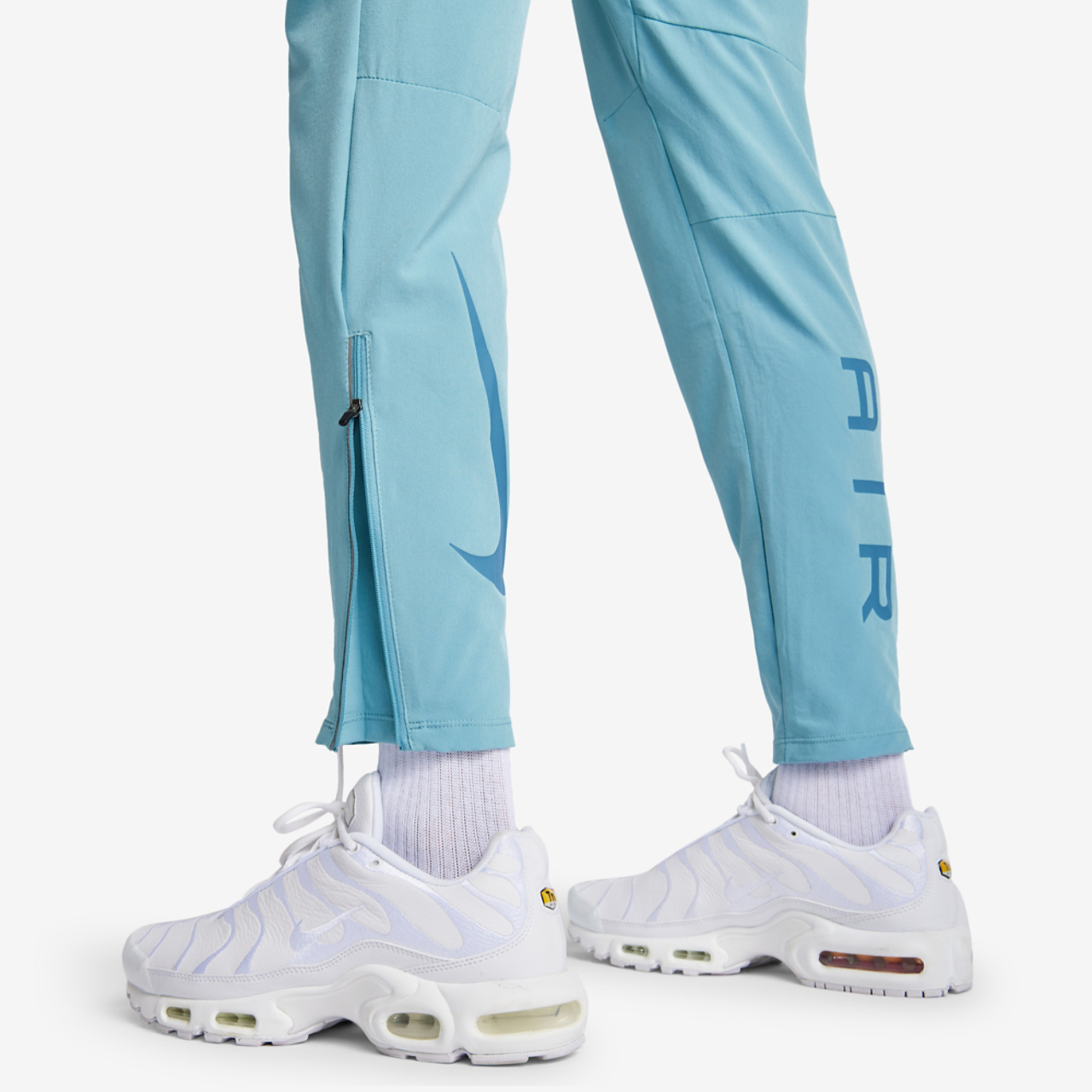 Nike Premium Essentials