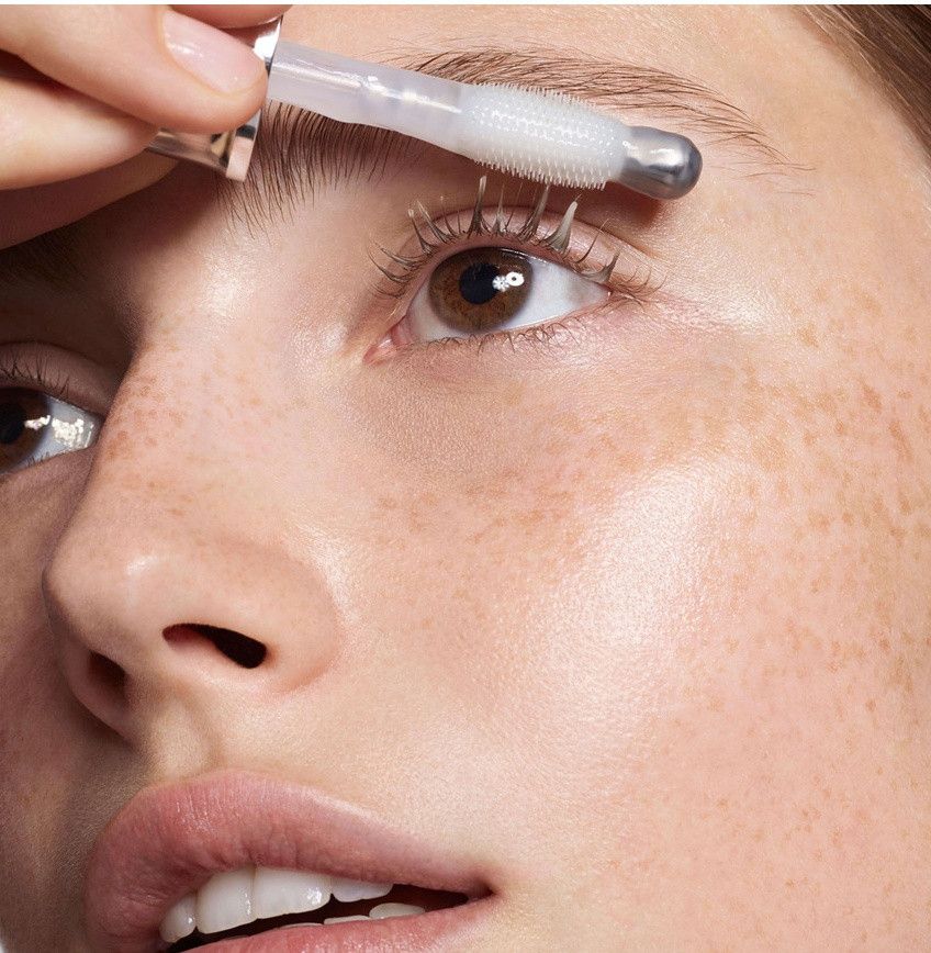 Blue Therapy Accelerated Eye Contour Serum Razkošen serum za predel okoli oči