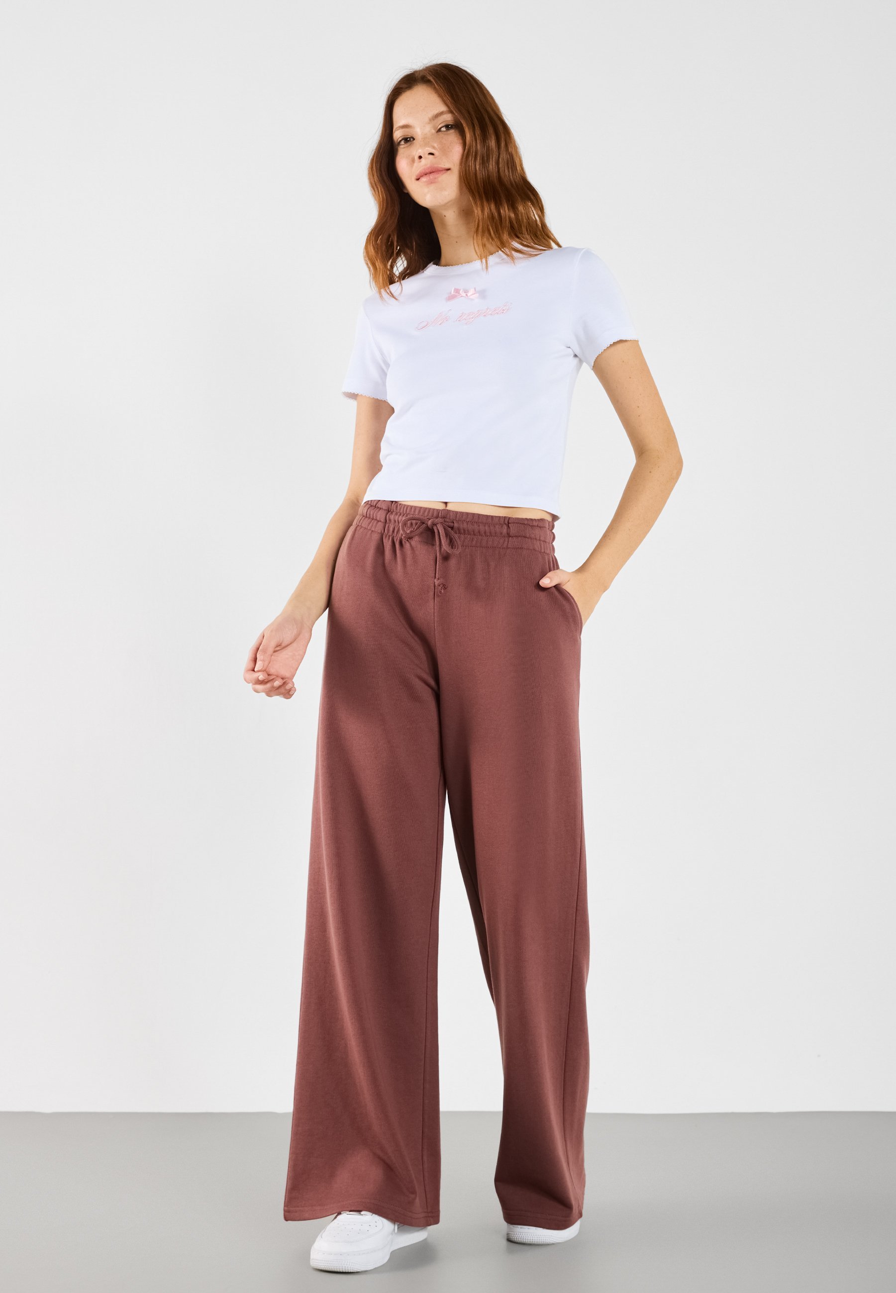Spodnji del trenirke Ever&Odd - rjav