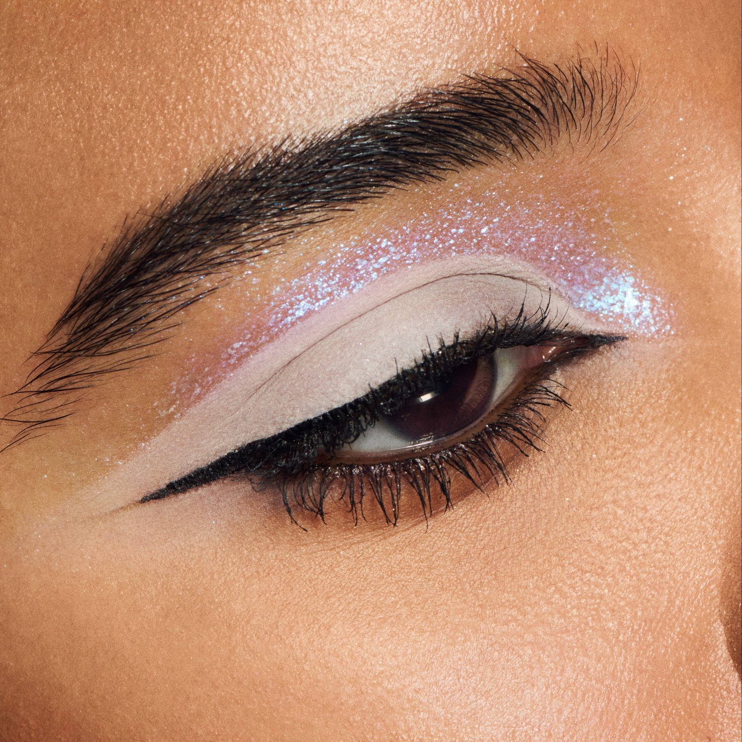 MAC Dazzleshadow šķidrās acu ēnas - 4,4 ml