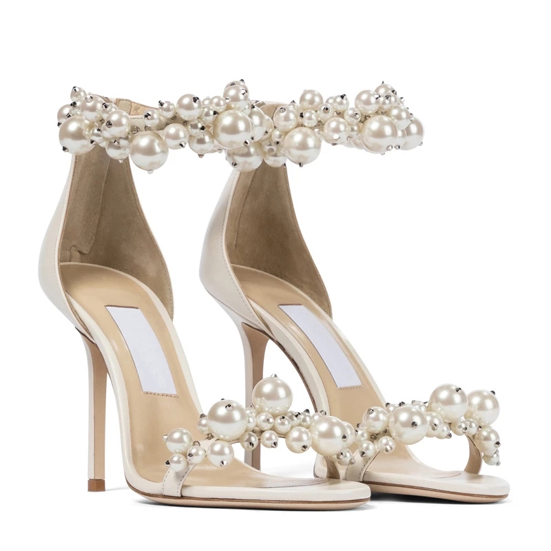 Nuovi sandali bianchi con fibbia e perle da donna, tacchi alti alla moda, scarpe da sposa con tacco a spillo, sandali da festa da donna, sandalias de las mujeres