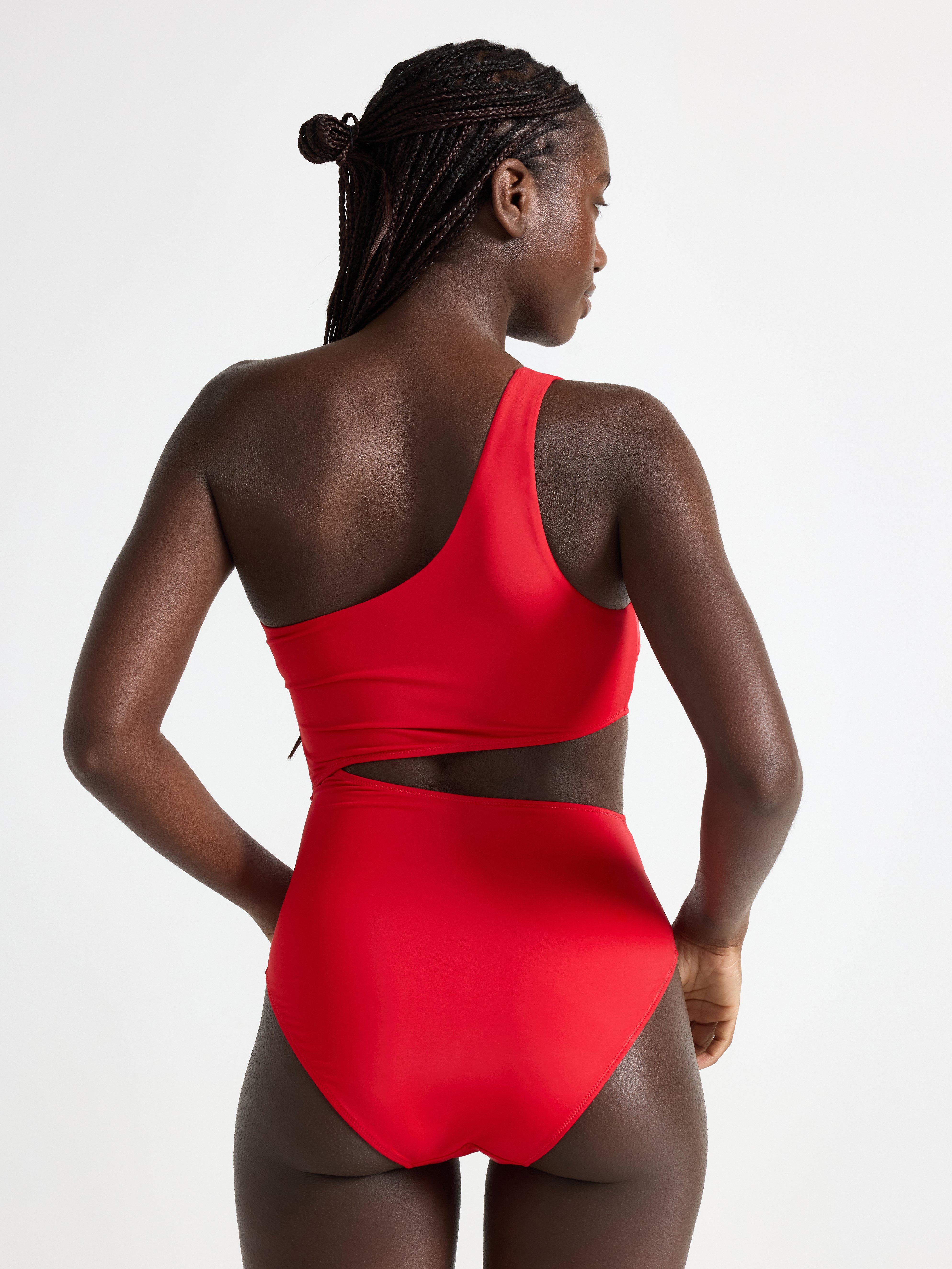 Traje de baño de un solo hombro rojo