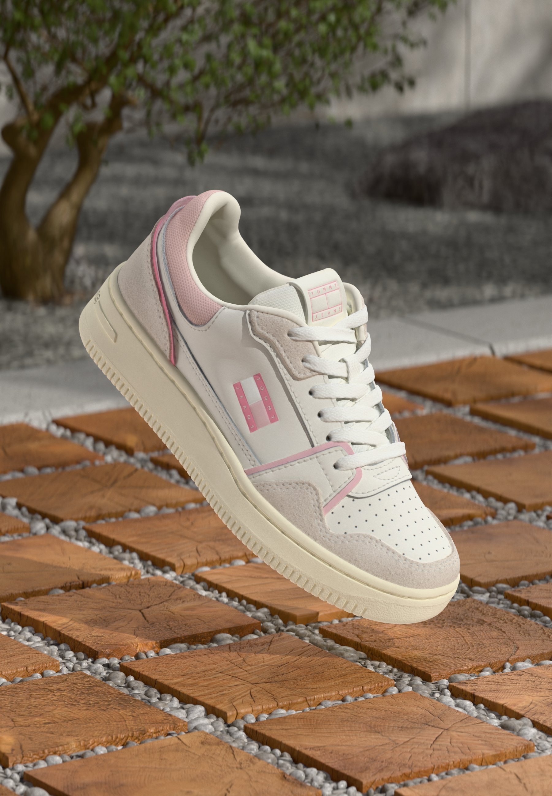 Tommy Jeans RETRO BASKET - Sneakers - ecru/misty pink