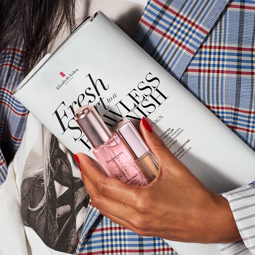 Corector de îngrijire a pielii Flawless Finish 215 - Elizabeth Arden