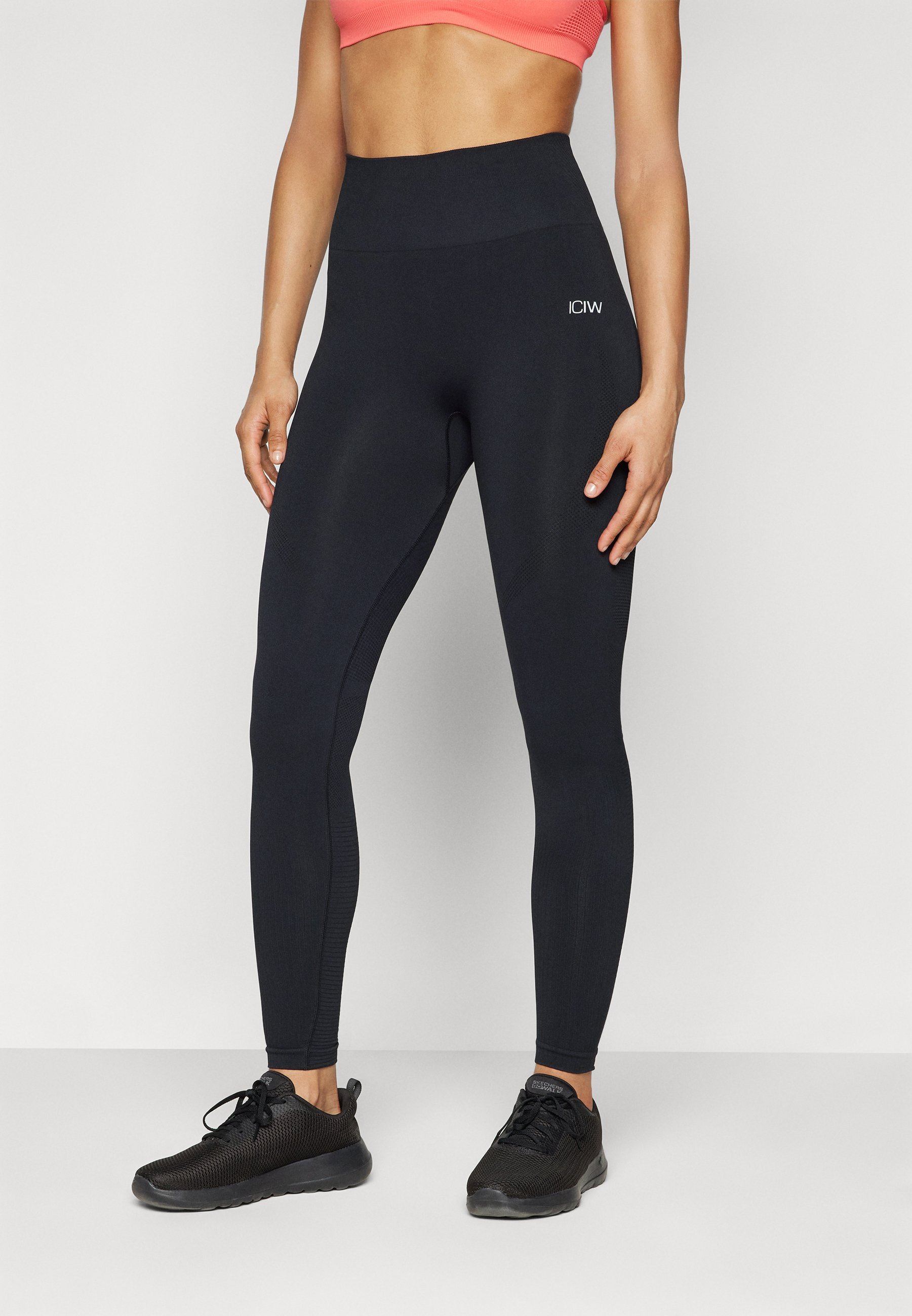 ICANIWILL IGNITE SEAMLESS HIDDEN SCRUNCH - Leggings - black