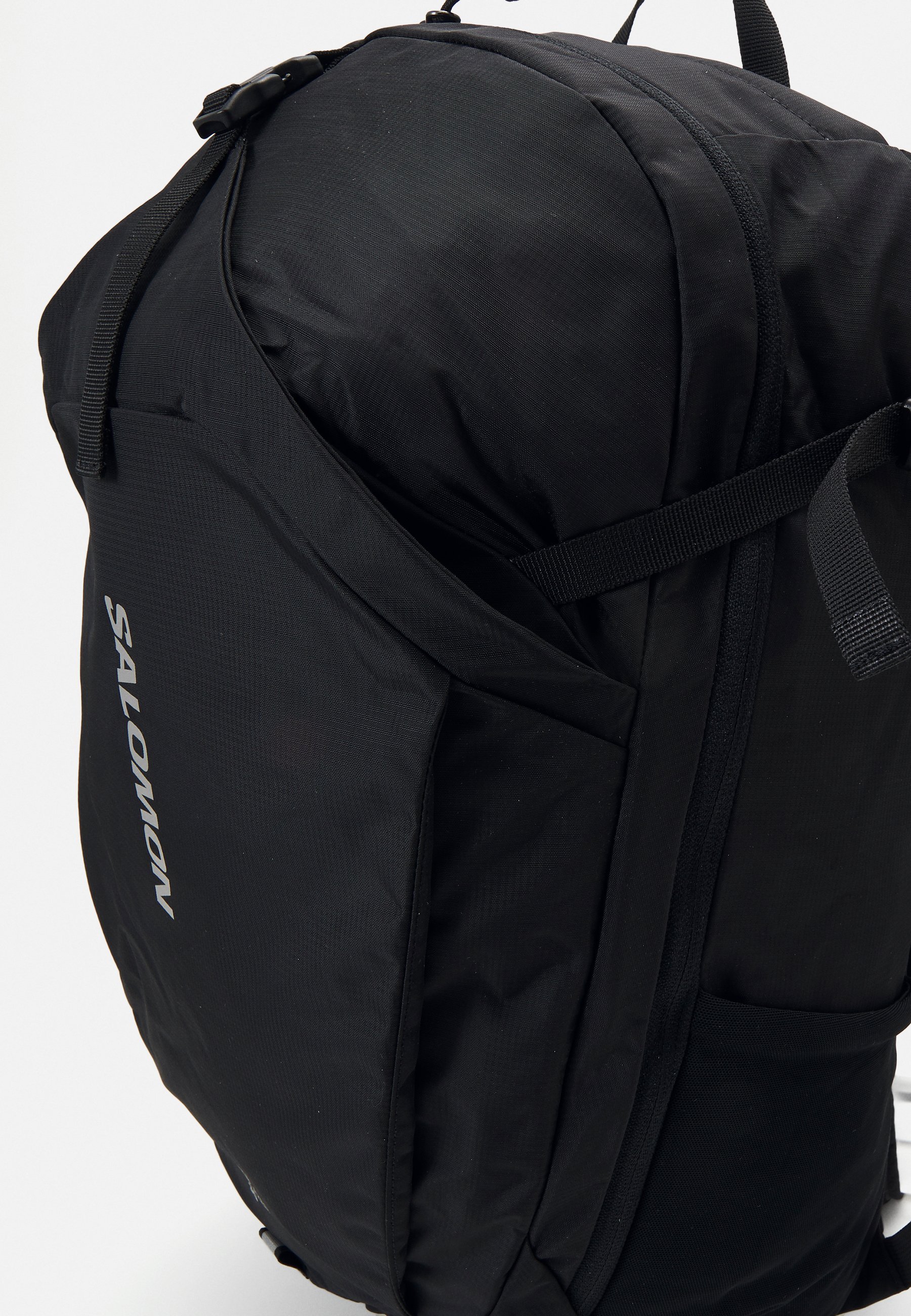 Salomon TRAILBLAZER 30 kuprinė, juoda
