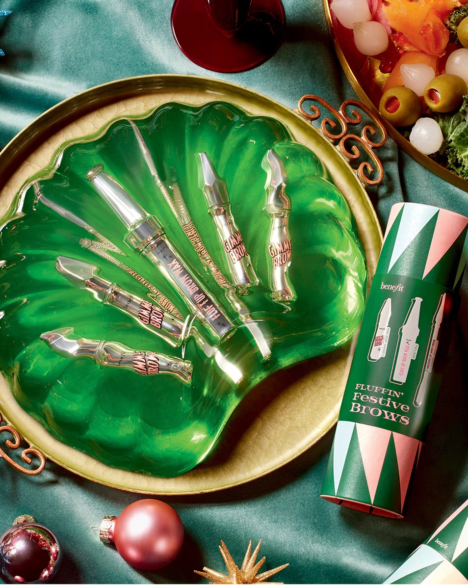 BENEFIT COSMETICS KOLEKCIJA OBRVA FLUFFIN' FESTIVE OBRVE