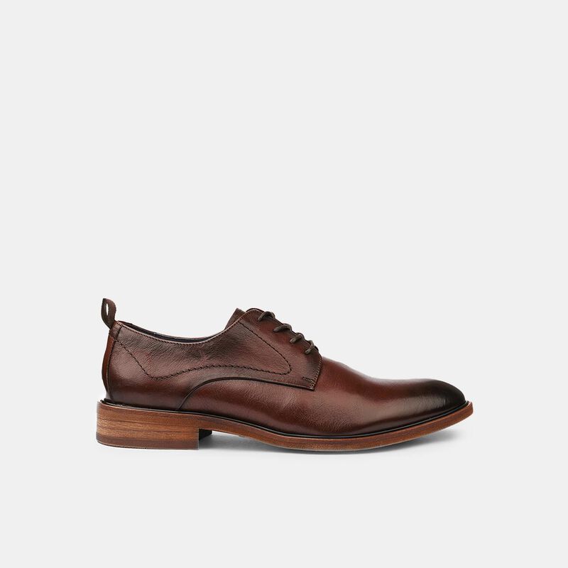 Męskie sznurowane buty