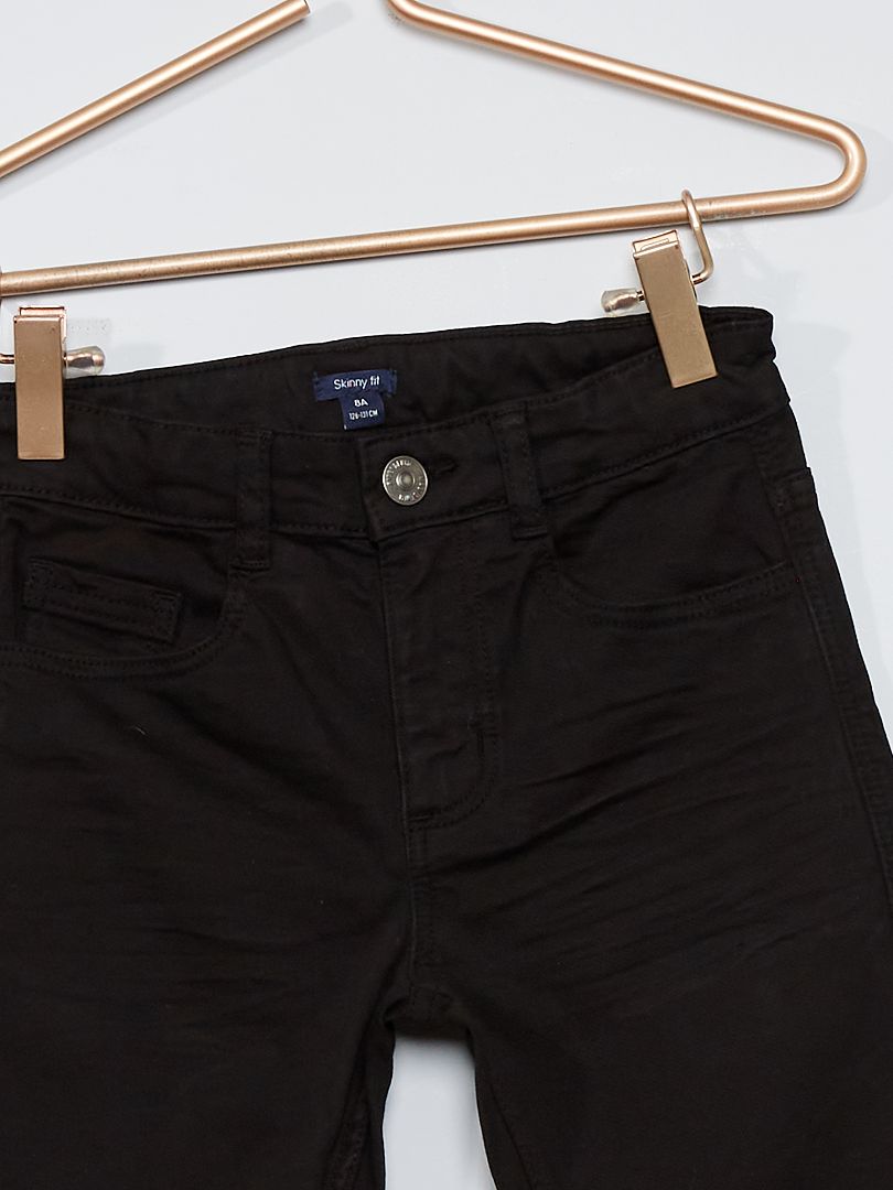 Calça skinny de cinco bolsos - preta