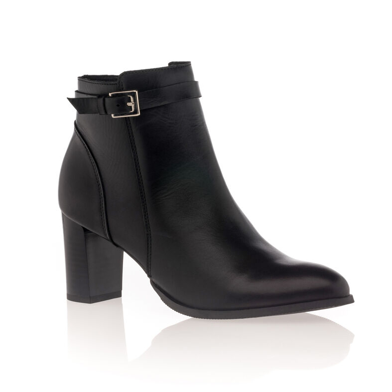 Schwarze Damenstiefel / Stiefeletten