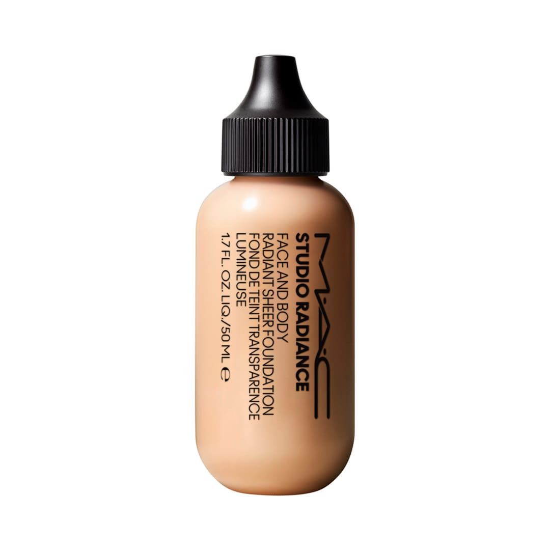 Face & Body Studio Radiance īpaši viegls tonālais krēms sejai un ķermenim Luksusa tonālie krēmi
