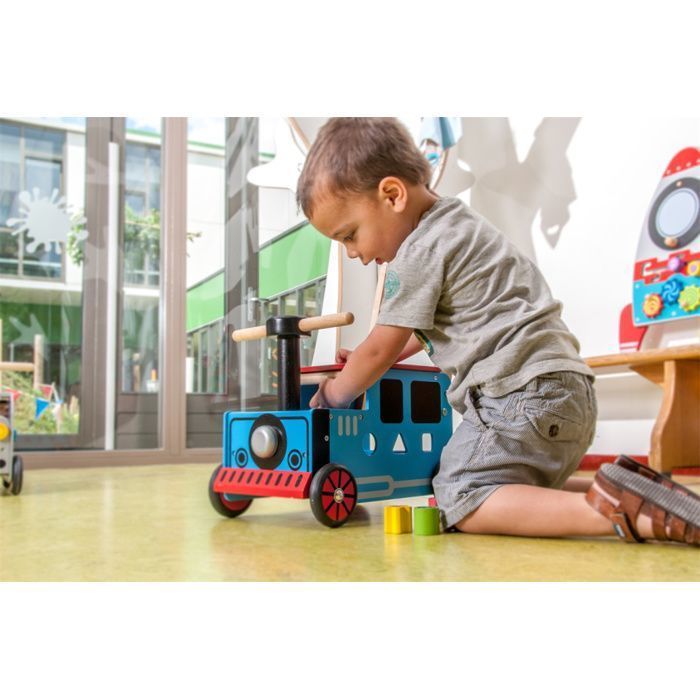 I'm toy - Porteur en bois pour bébé le petit train bleu - IM87571