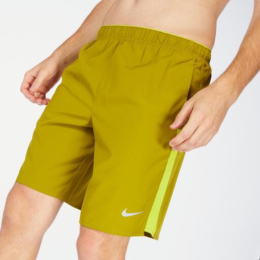 Nike Challenger