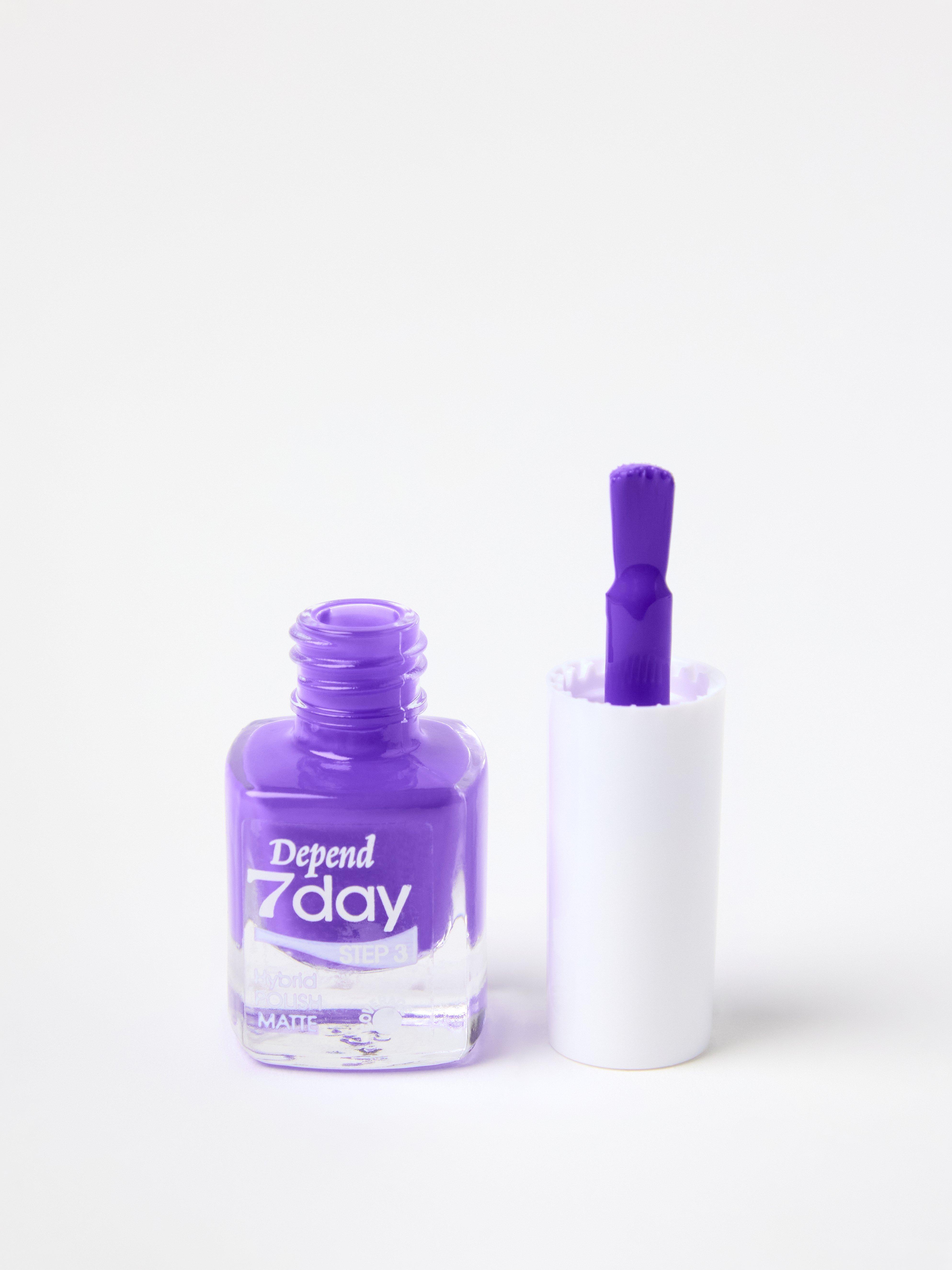 Hybridní lak na nehty Depend 7 Day