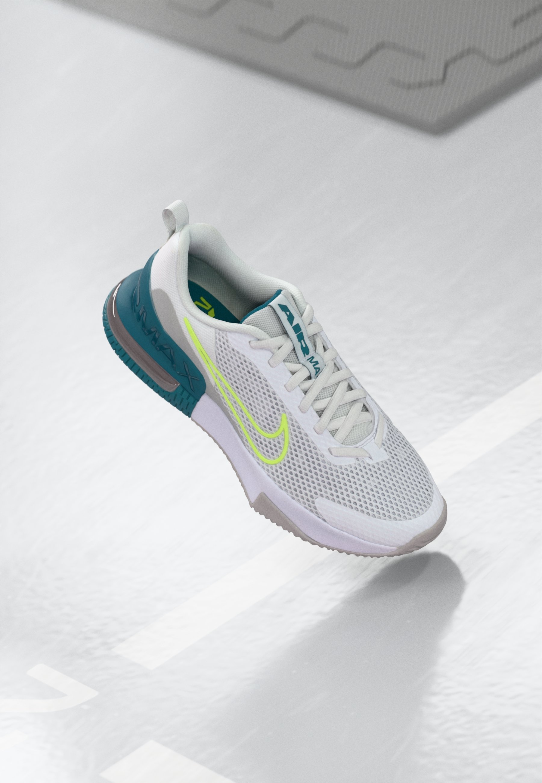 Nike Performance AIR MAX ALPHA 6 - Treeningjalatsid - valge/laimiroheline/ere kuusepunane/halli udu