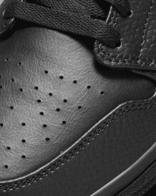 Air Jordan 1 Mid Shoes