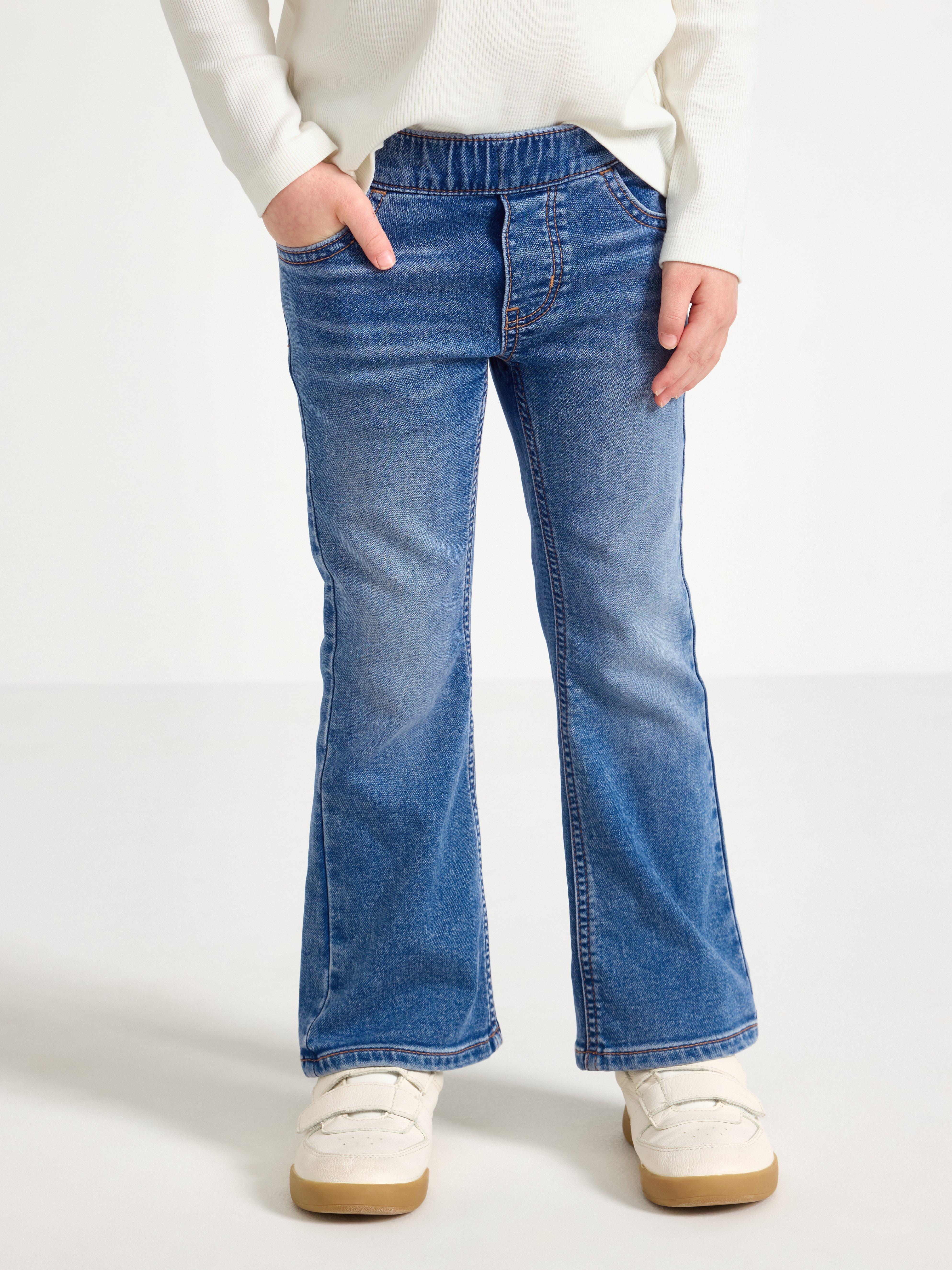 Calça jeans flare FREJA em denim