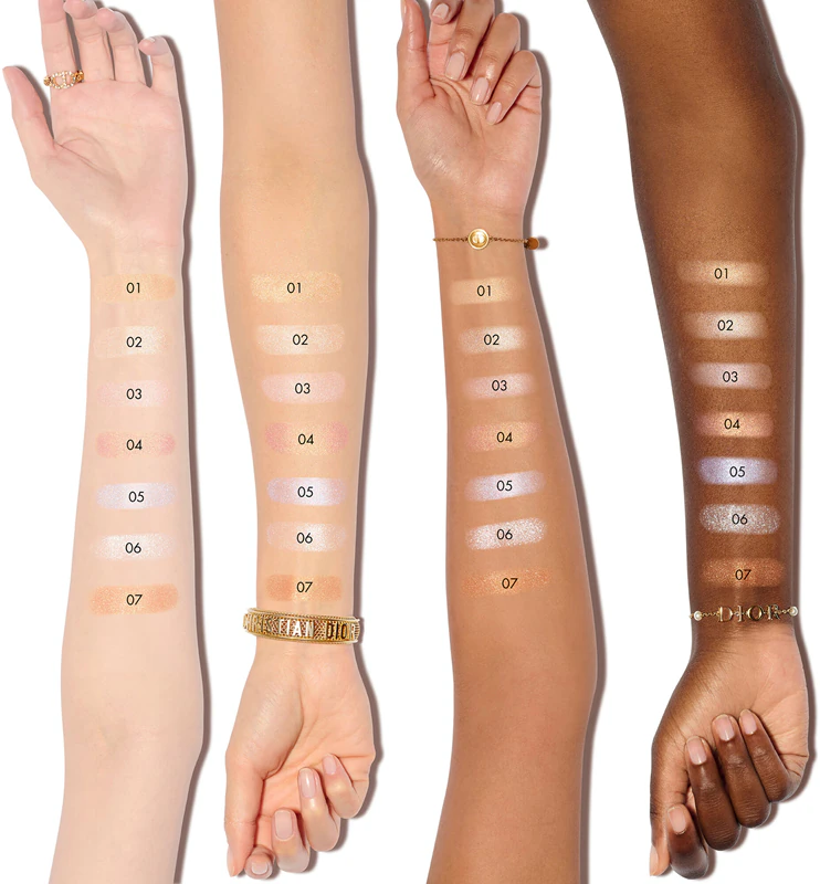 DIOR Dior Forever Glow Luminizer iluminador com ácido hialurônico