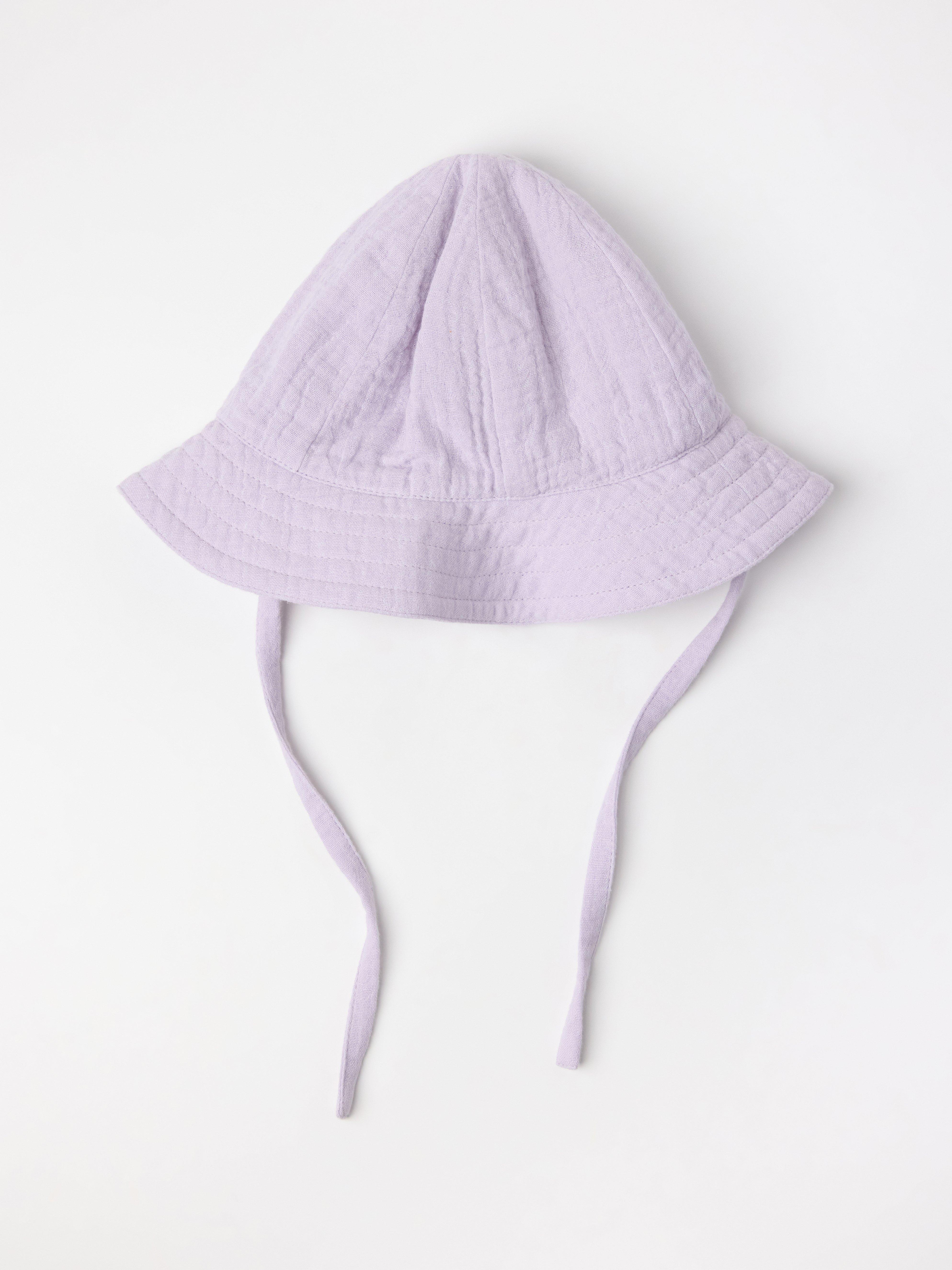 Chapeau de soleil en coton, couleur lilas clair.
