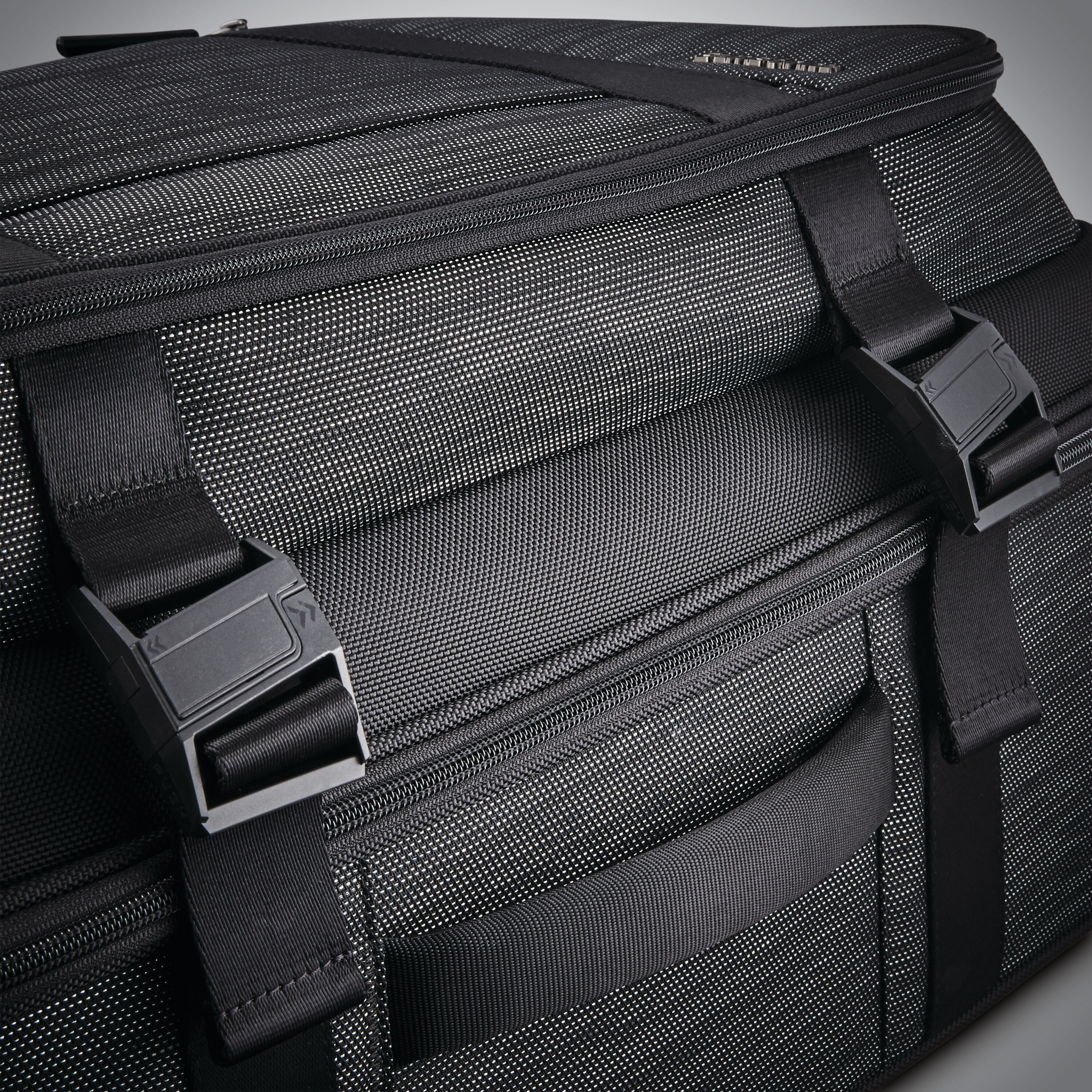 SAMSONITE SXK PYÖRILLÄ VARUSTETTU MATKALAUKKU