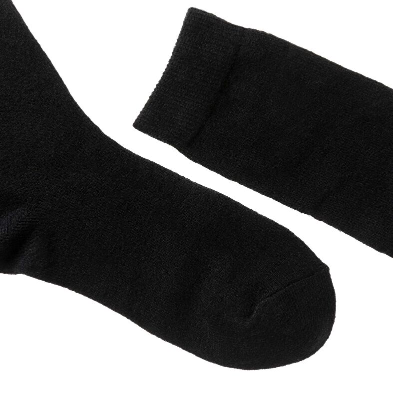 Calcetines y medias negras para mujer