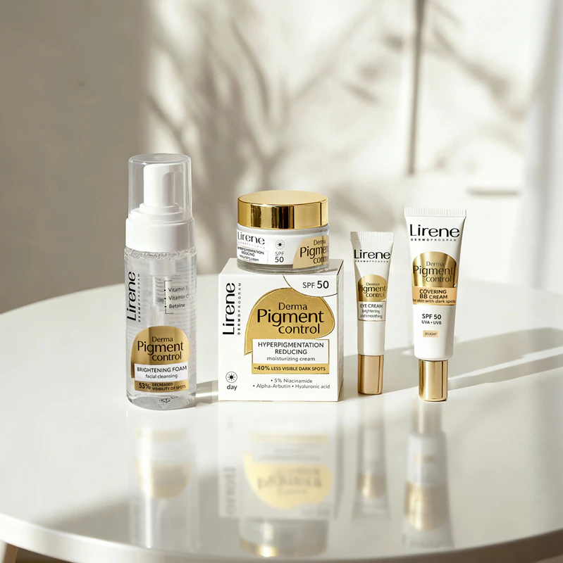 Espuma de limpeza clareadora Lirene Derma Pigment Control para peles com manchas.