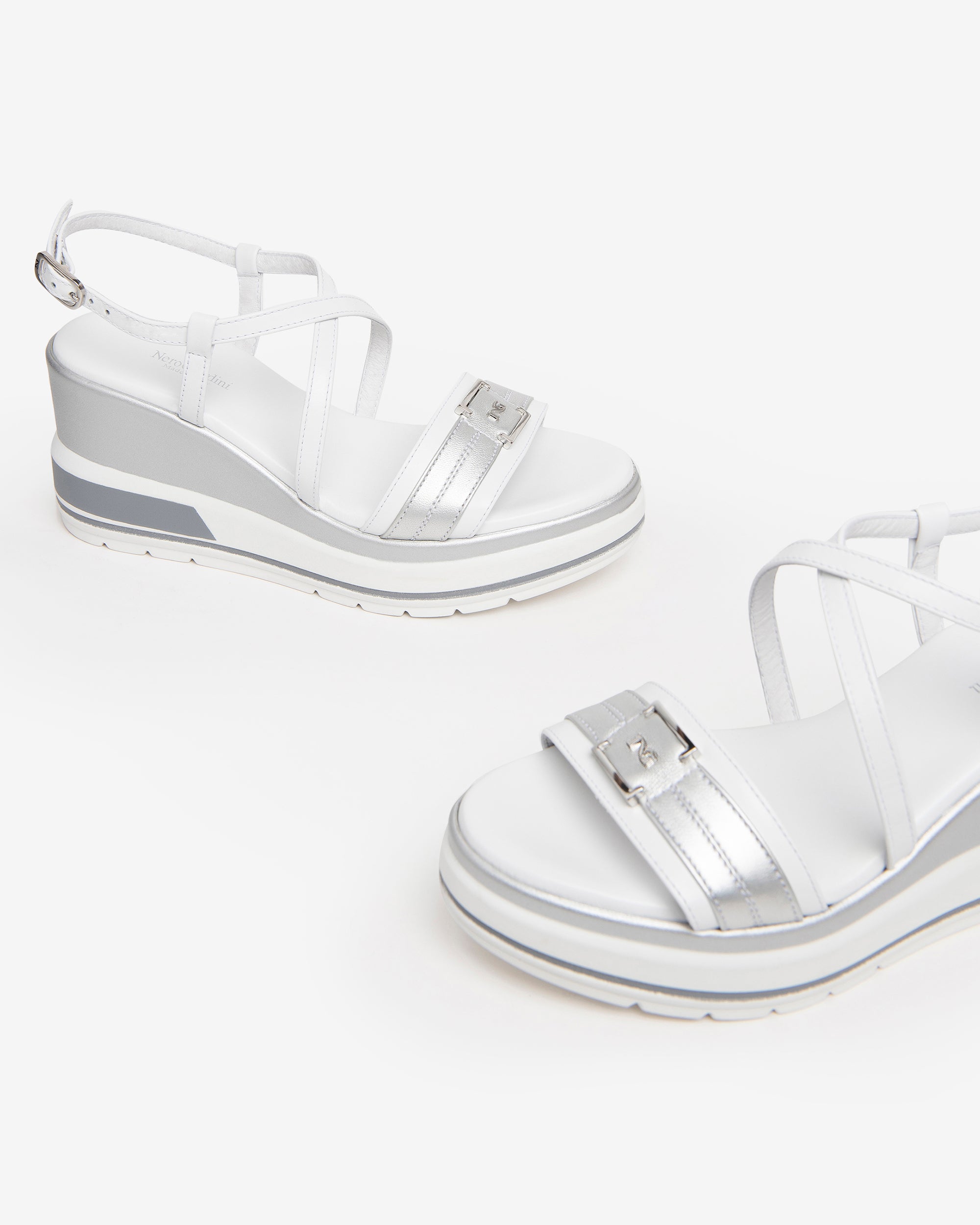  Damen-Ledersandalen
