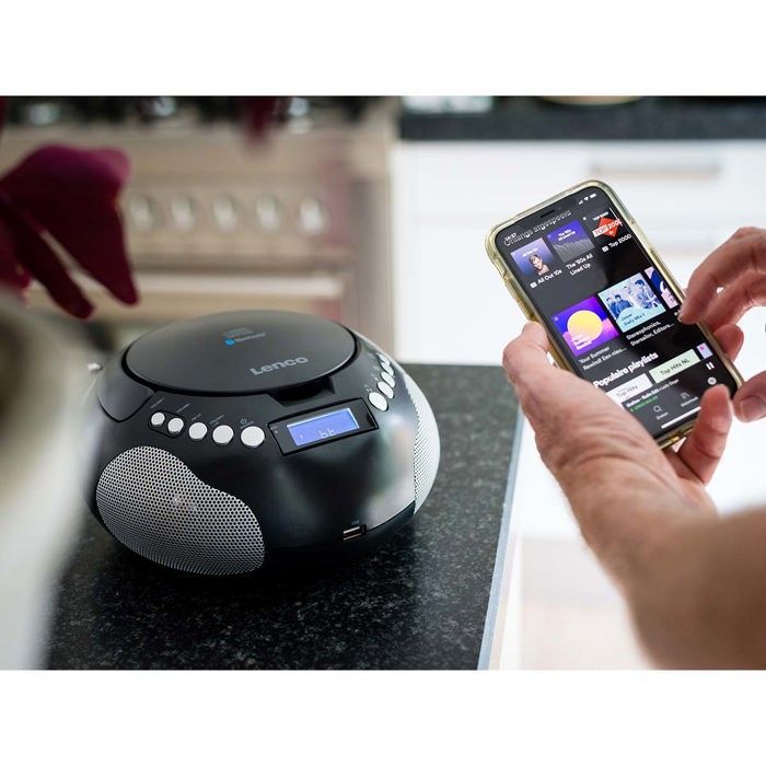 Lenco SCD-331BK - Radio portátil y reproductor de CD/MP3 con USB y Bluetooth® - Funciona con pilas o conectado a la corriente.