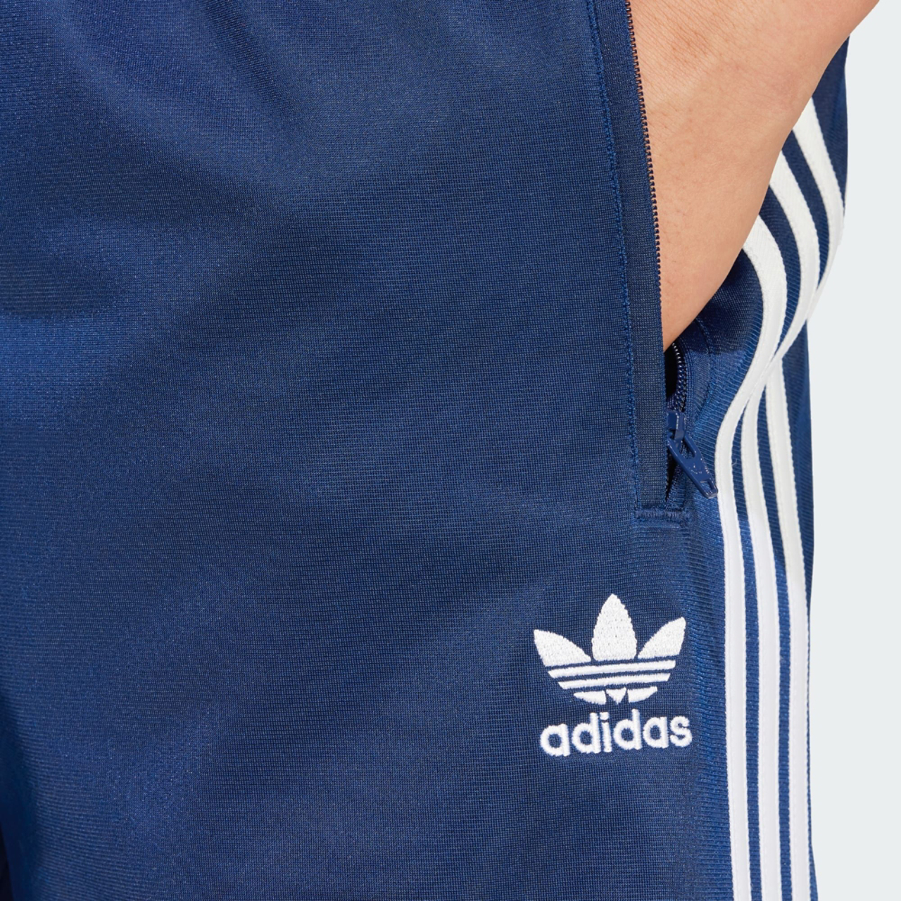 adidas Adicolor Firebird