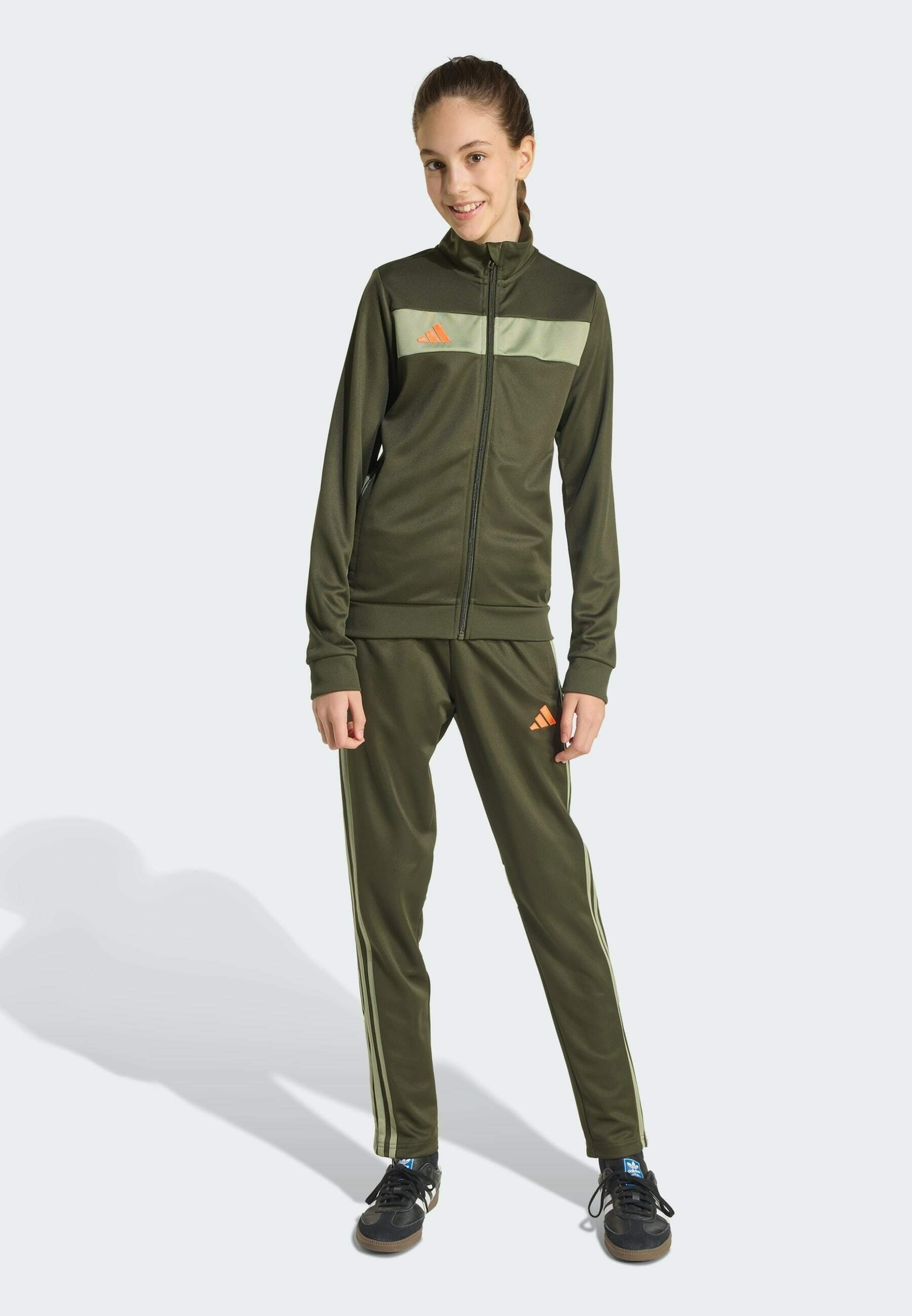 adidas Performance TIRO25 ESSENTIALS SET - Tepláková souprava - black/white