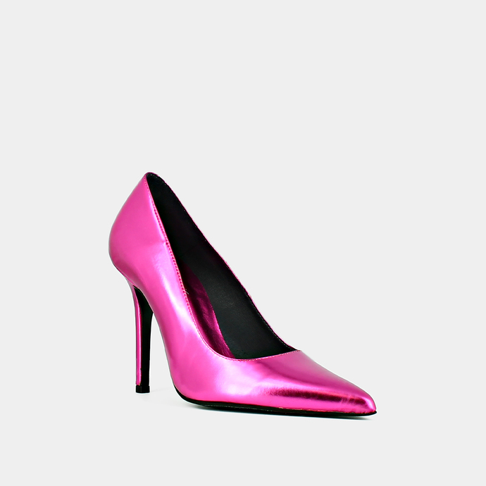 Escarpins à bouts pointus et talons  en cuir metallisé fushia