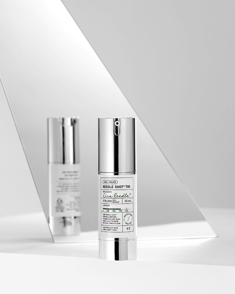 VT Cosmetics REEDLE SHOT 700