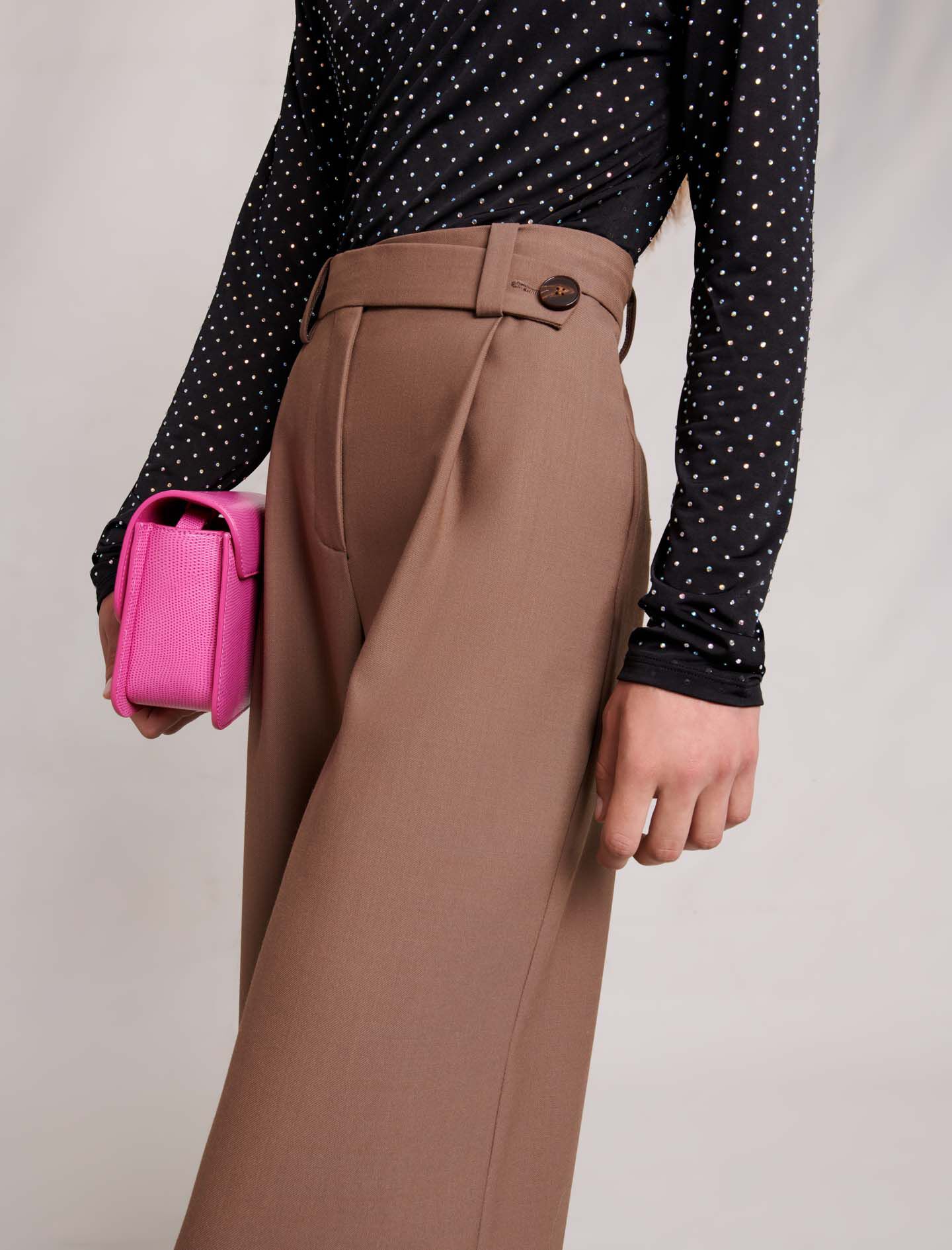 Camelkleurige broek met wijde pijpen