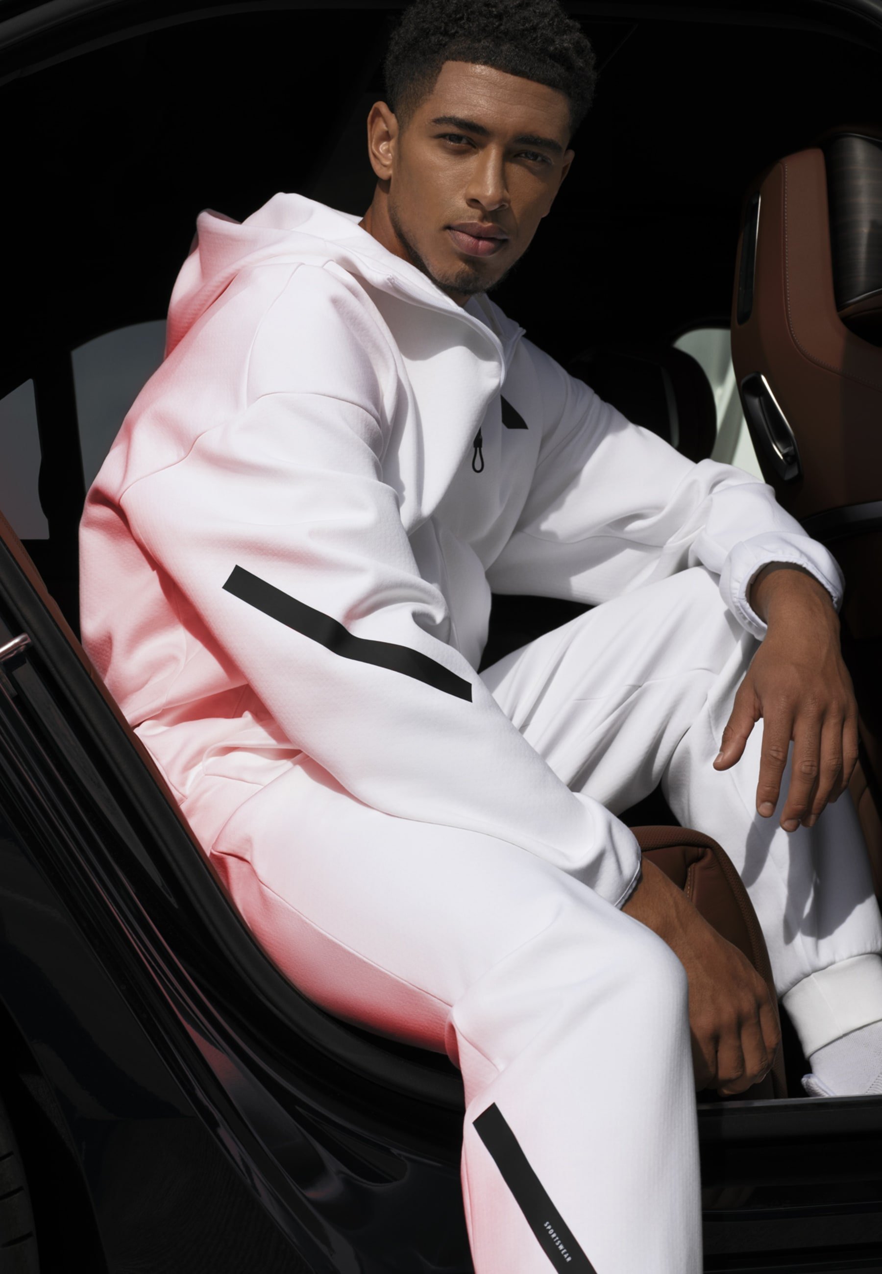 adidas Sportswear ZNE – Trainingshose – weiß