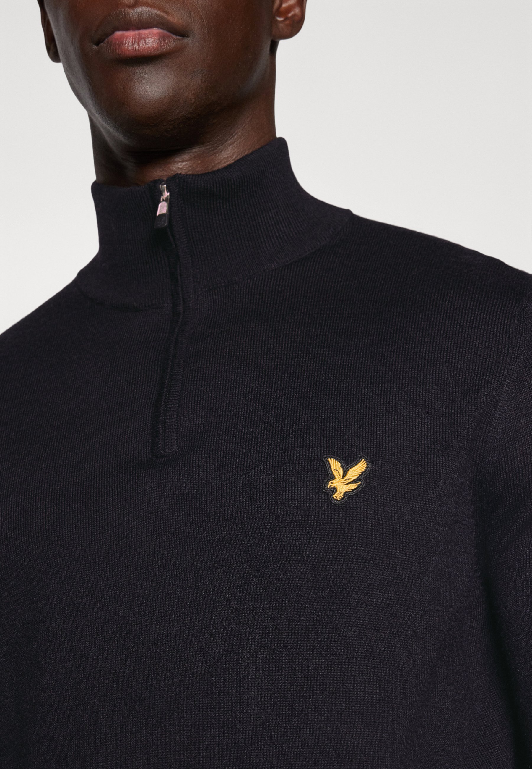 Maglione Lyle & Scott con cerniera a un quarto - nero