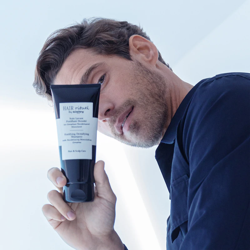 Ritual Capilar da Sisley - Shampoo Fortificante e Densificador