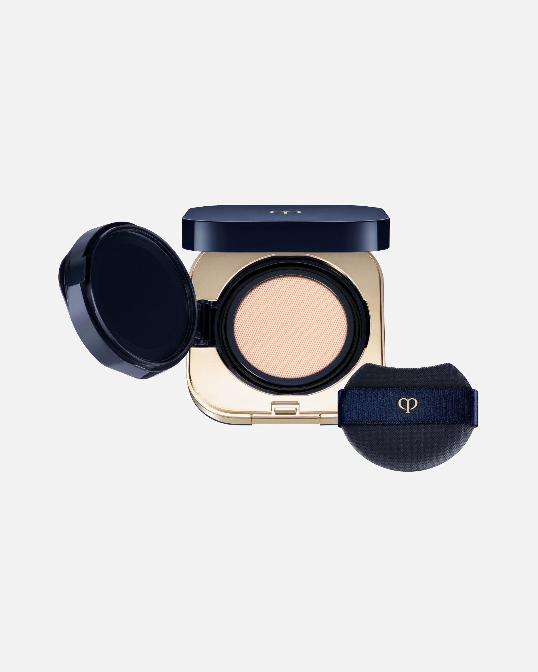 Clé de Peau Beauté Foundation Radiant Cushion Foundation Natural – 14 g